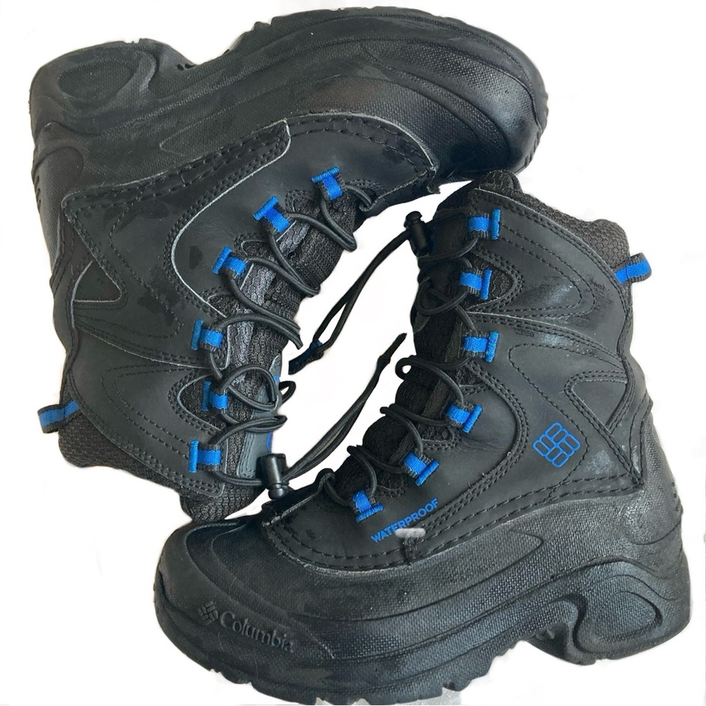 Boys Columbia Waterproof Winter Snow Boots - Picture 2 of 9